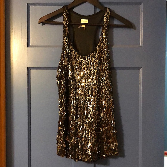 Dynamite sparkly tank - Picture 1 of 4